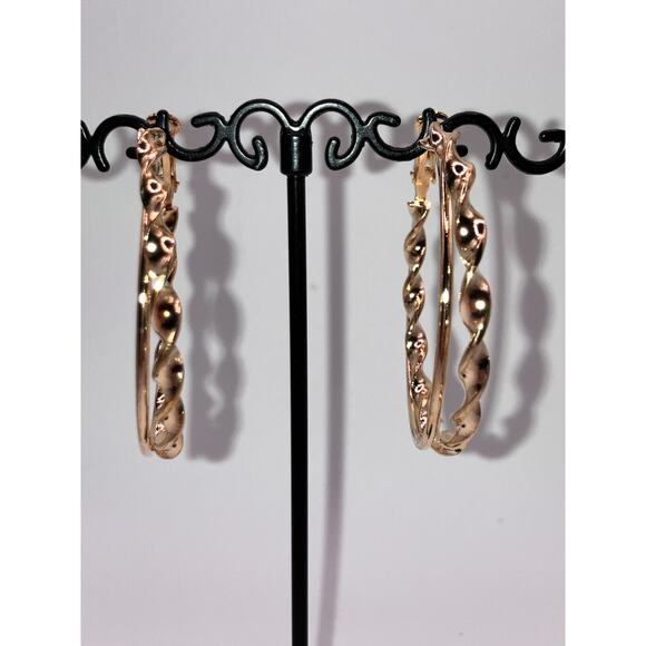 NWT! Large Sized Thin Hoop & Wavy Hoop Hinged Gold-Tone 1/75" Earrings! - Picture 5 of 8
